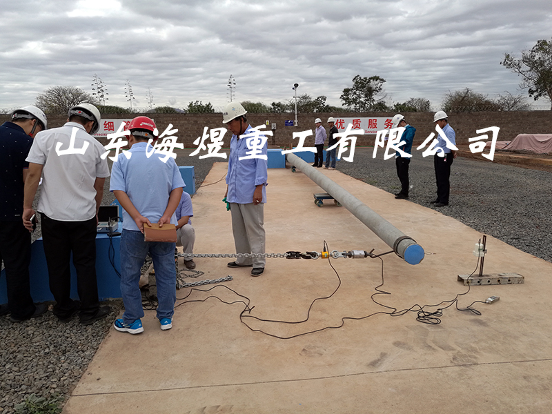 蒙內鐵路項目測試鋼筋混凝土電桿