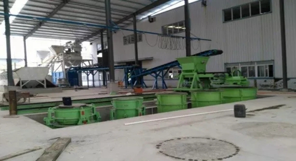 鋼筋混凝土檢查井、管涵一機多品種生產線